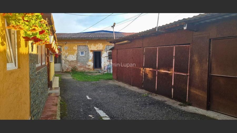 Apartament 3 camere/ mobilat, utilat/ zona Lipovei