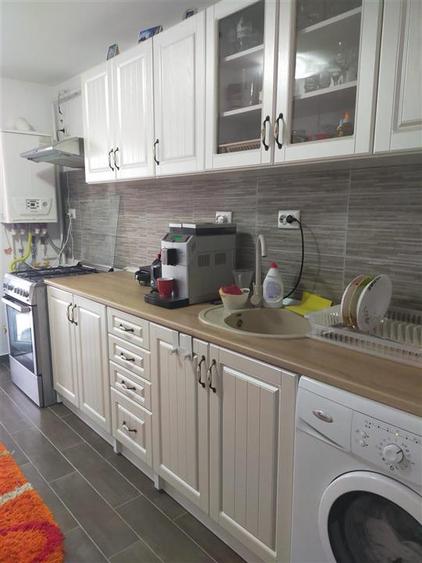 2 camere, confort 1 decomandat etaj 1, Mobilat si Utilat, Calarasi IV - 4