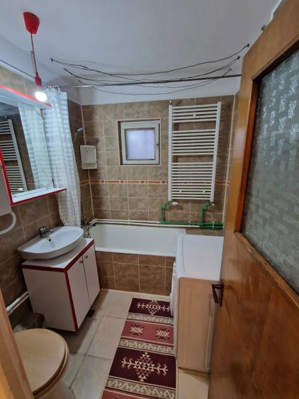 proprietar inchiriez 2 camere 56 mp - 4