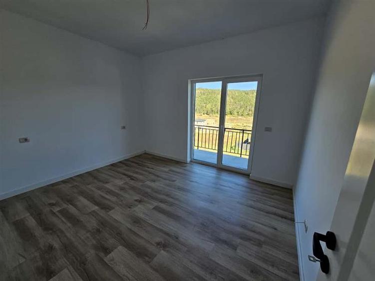 Vila 4 camere , P+1E , 447 mp teren - Valea Lupului , Iasi - 15