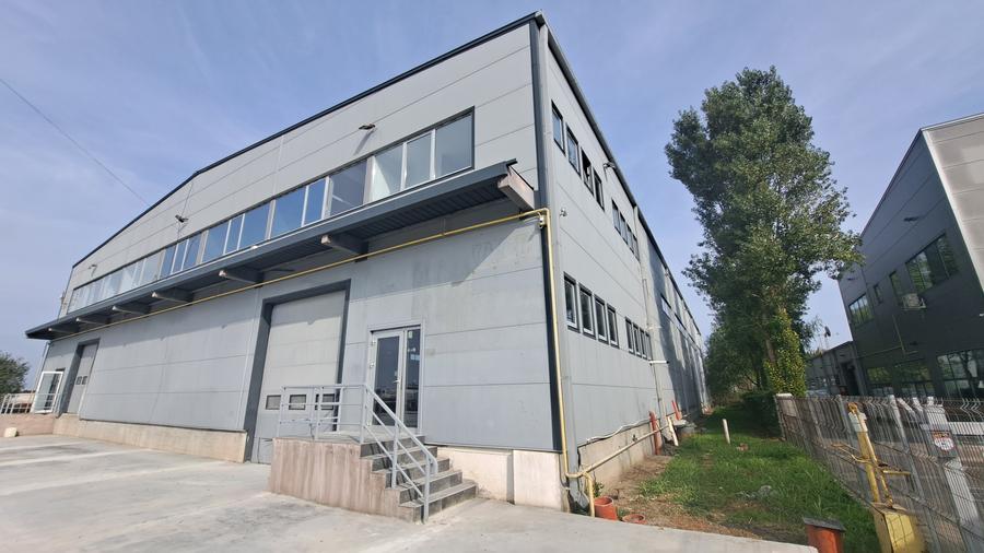 HALA DEPOZITARE CU ETAJ PARTIAL PENTRU BIROURI AMPLASAMENT: OTOPENI - 52