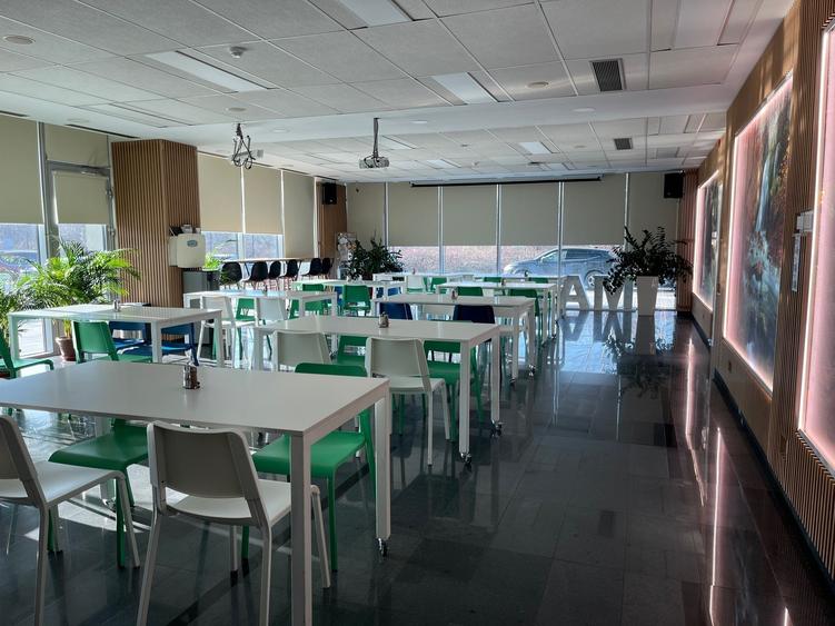 De vânzare Clădire modernă de birouri în zona de Est a Bucurestiului - 8