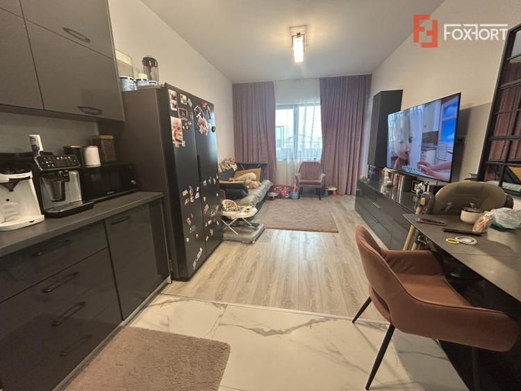 Apartament cu 3 camere si 2 bai, etaj 2 in Giroc - 1