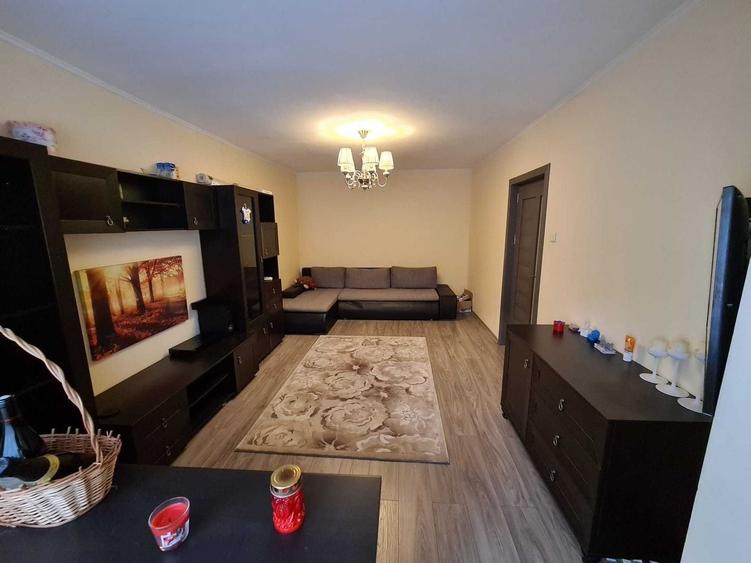 2 Camere - Sector 3 - Metrou 1 Decembrie 1918 - 1