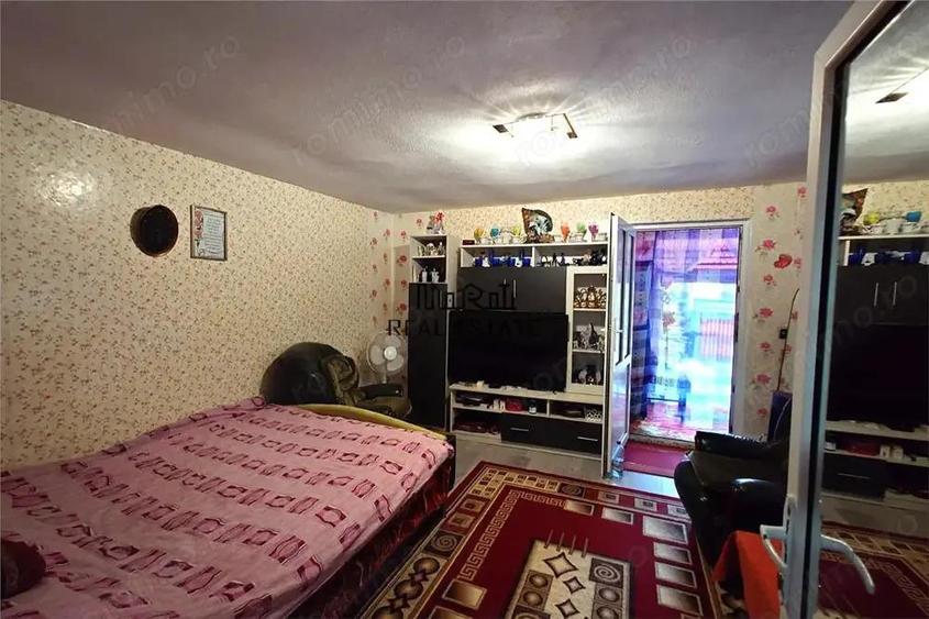 Casa renovata cu acces usor, langa padure - 10