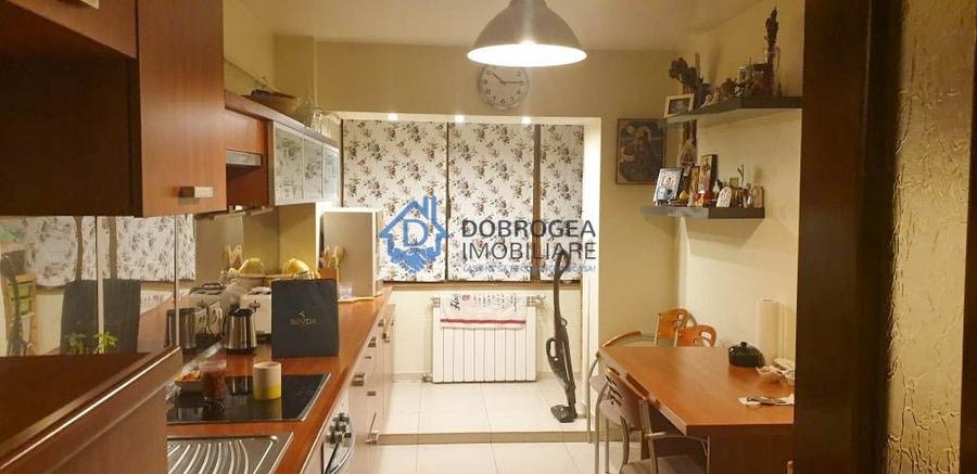 ULTRACENTRAL -3 CAMERE, ETAJ 1. - 4