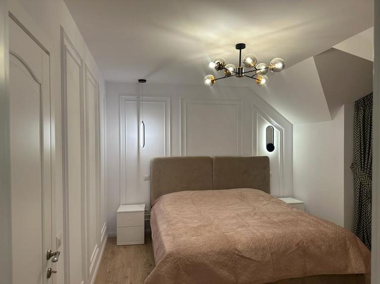 Vand apartament Zamca (casa de pensii ) - 4