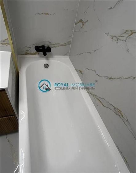 Royal Imobiliare - Vanzare apartament 2 camere zona 9 Mai - 6
