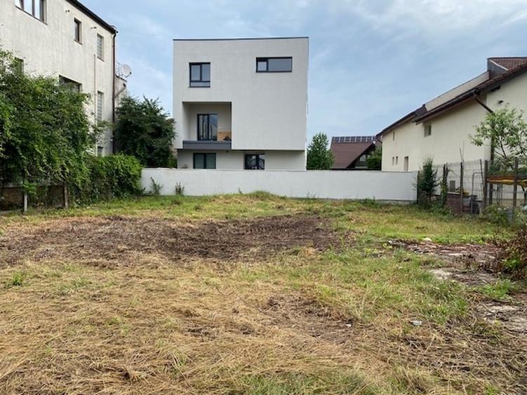 Teren intravilan, la intrarea in Selimbar zona Lukoil - 1