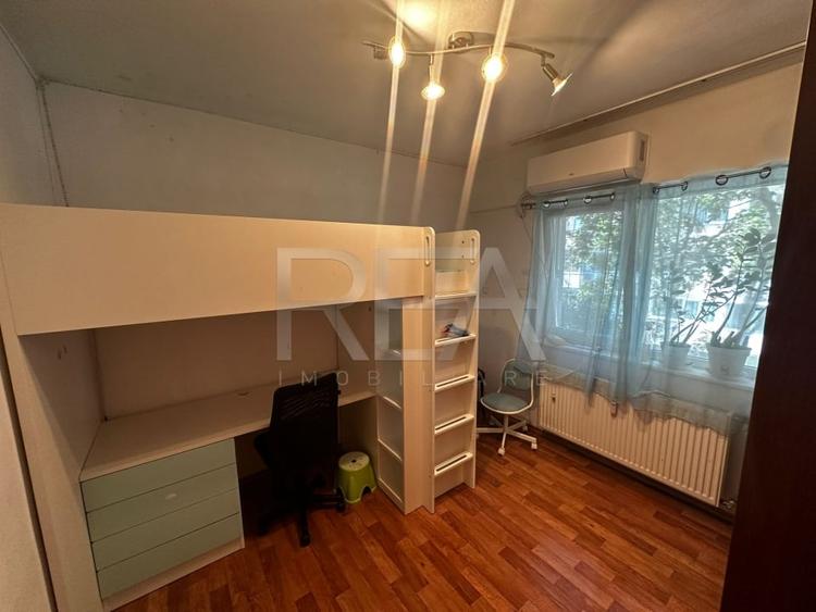 Apartament 3 Camere , Decomandat , Podul Giurgiului - 5