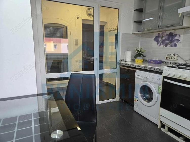 Apartament luminos cu 3 camere, mobilat, in zona Rovine/Pia?a Garii - 9