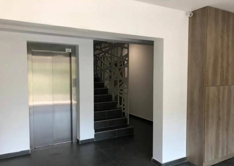 Apartament 3 camere decomandat, 70.12 mp, zona Calea Severin - 6