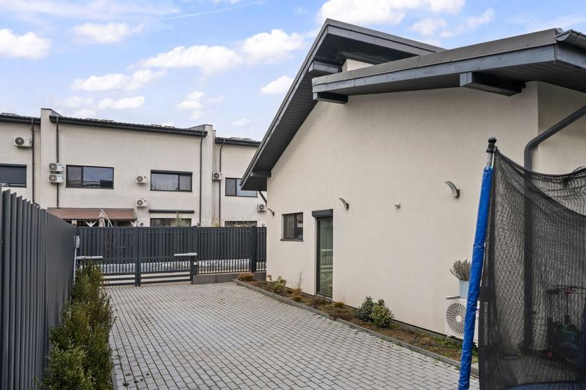 Vila pe parter cu 5 camere  | 655 mp teren | dotata cu panouri solare - 4