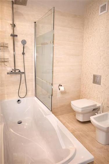 Apartament 2 camere, decomandat, 2 bai, Isaran, Tractorul - 8