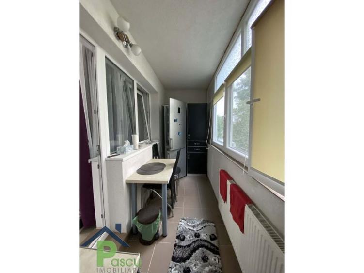 GIURGIULUI, str. Zetarilor, bloc 2018, cf. I, 35 mpu, centrala proprie - 5