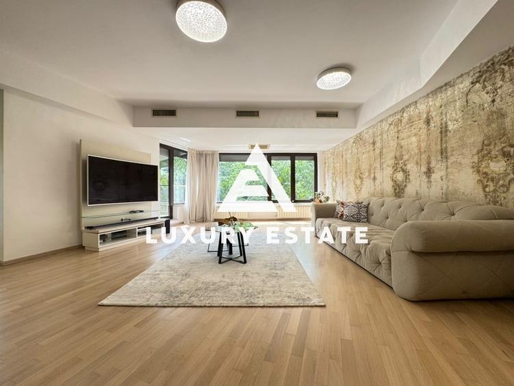 Apartament cu 6 camere decomandat în Șoseaua Nordului