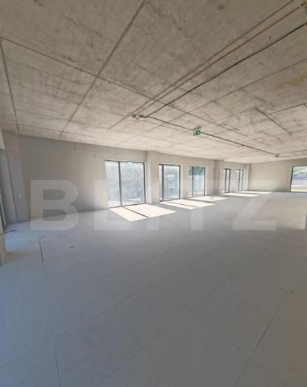 Spatiu de birouri ,1348 mp, terasa 990 mp, clasa A++, zona V - 7