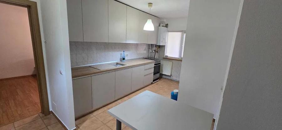 Apartament 2 Camere decomandate Zona Spitalului Judetean - 2