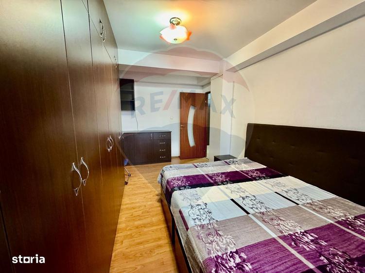 Apartament cu 3 camere de vanzare in zona Craiovita Noua - 12