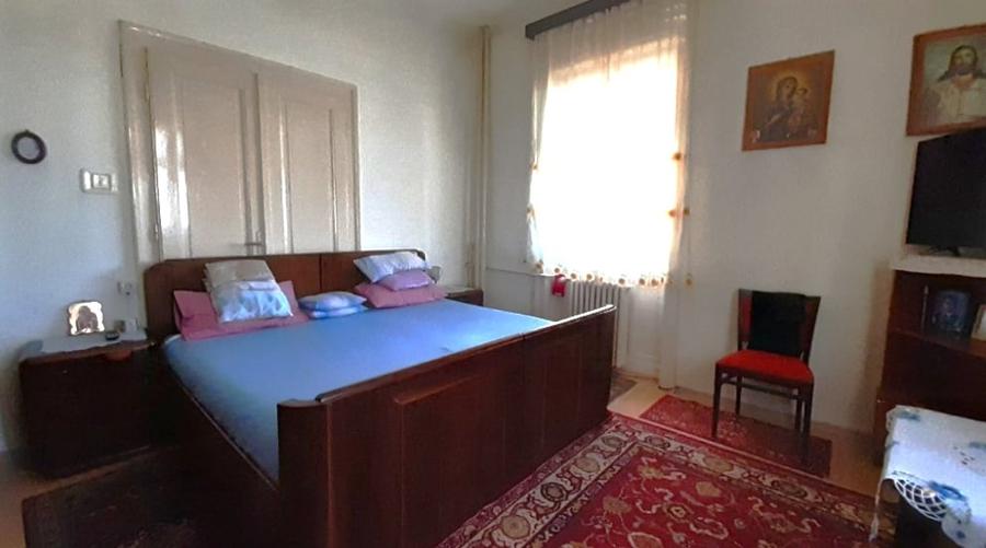 Tipografilor - Casa de 200mp utili-teren de 620mp - 2