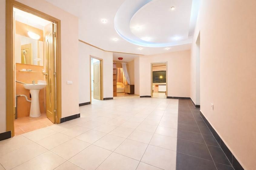 Apartament 3 Camere Unirii - bloc reconsolidat - 1