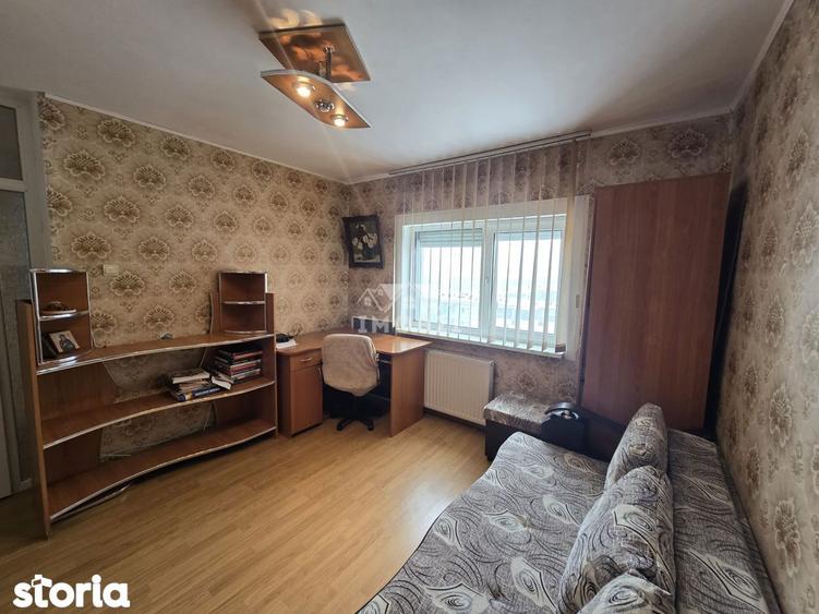 Vanzare apartament 4 camere, cu vedere panoramica, in zona Eroilor Plo - 19