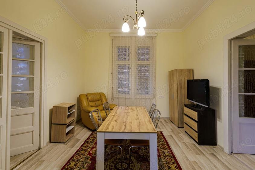 Casa deosebita de vanzare in Comlo?u Mare - 2