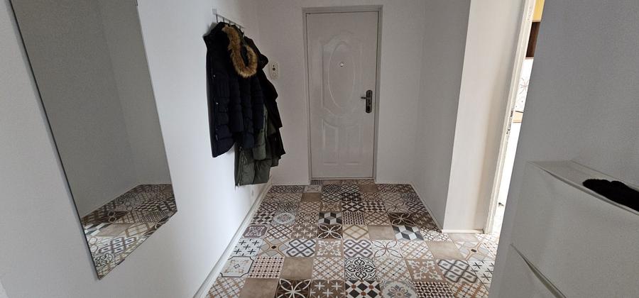 Ofer pentru inchiriat ap cu 2 camere in spatele magazinului Cristian - 7