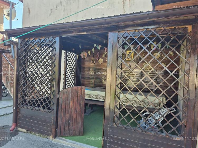 De vanzare 2 case + spartiu comercial in Chiajna!! - 5