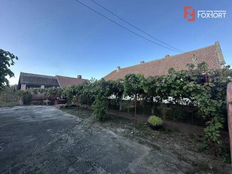 Casa individuala cu 3 camere si teren de 1577 mp, Bucovat central - 13