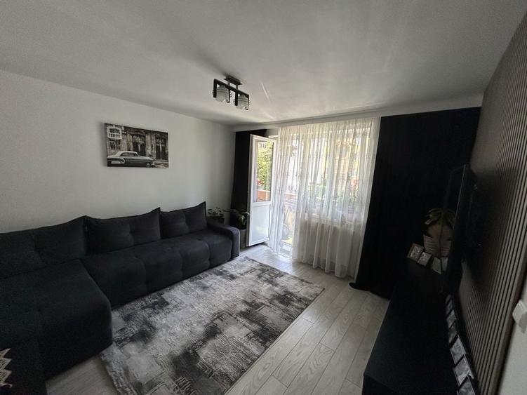 Apartament 3 camere / etaj 1 / Materna / - 4