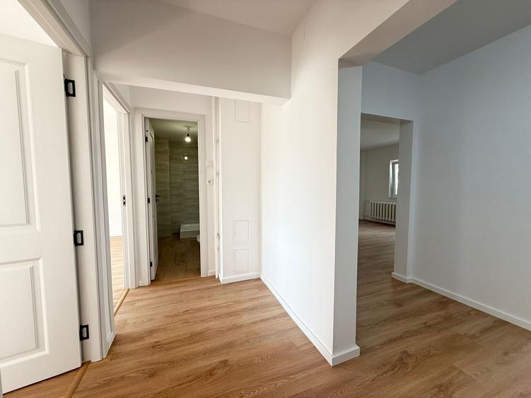 3 CAMERE  ‖ RENOVAT ‖ BLOC REABILITAT ‖ ETAJ INTERMEDIAR  ‖  NERVA TRAIAN - 7