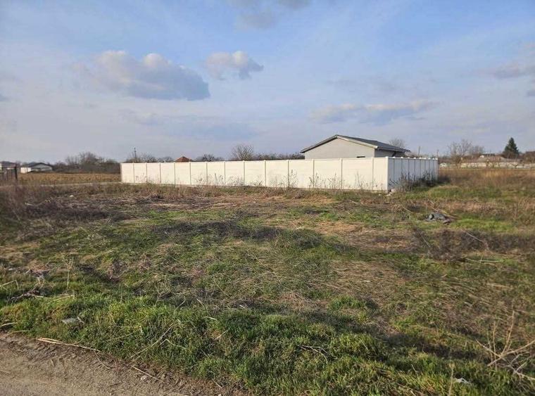Spațiu comercial, în Adunații-Copăceni