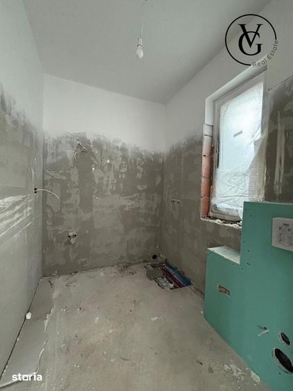 Casă cu 4 camere cu Teren 210 Mp în Merghindeal
