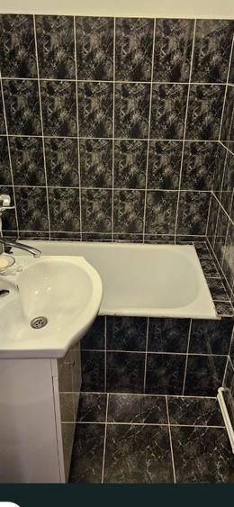 Garsoniera moderna - Tractorul - langa Coresi Mall - 9