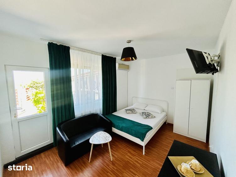 Casă cu 6 camere cu Teren 380 Mp în Central