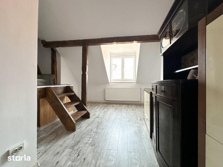 Apartament cu 5 camere, mobilat în Eminescu