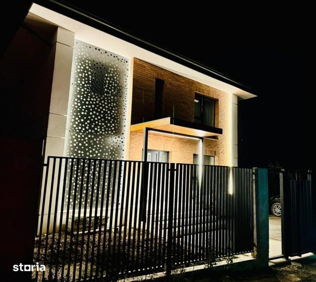 Casă cu 4 camere cu Teren 486 Mp în Apahida