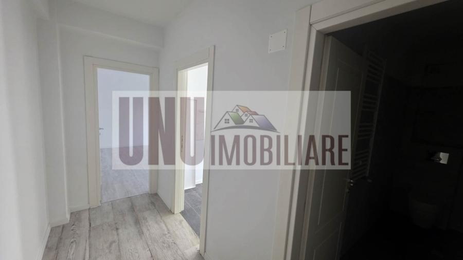 Garsonieră decomandată în Bucium