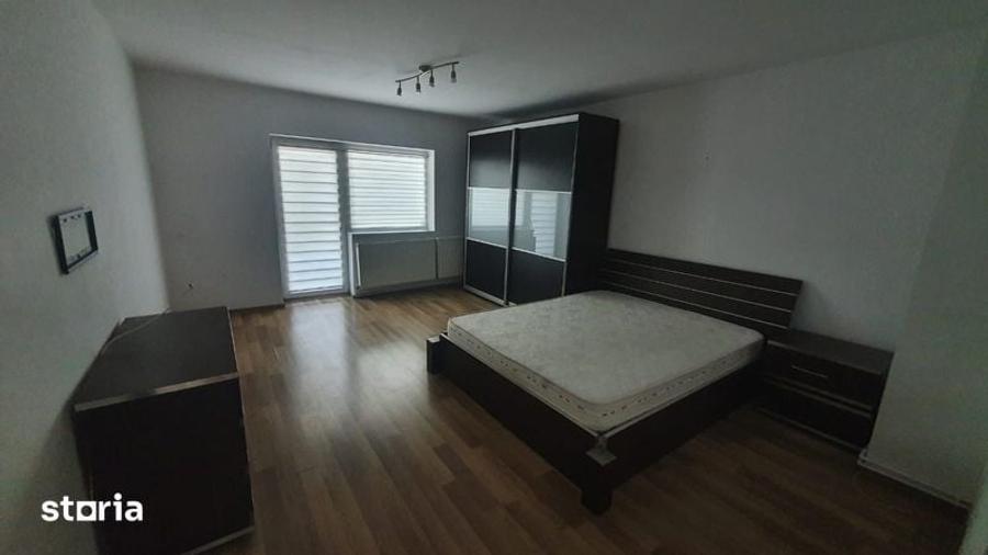 Apartament cu 2 camere decomandat în Carpați 2