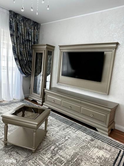 Apartament cu 3 camere decomandat în Breazu