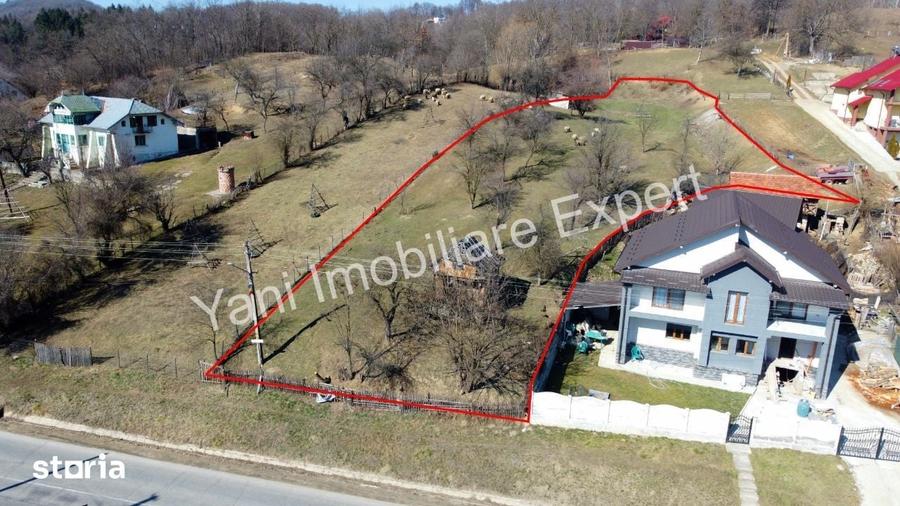 Teren de 2470 mp, în Valea Iașului