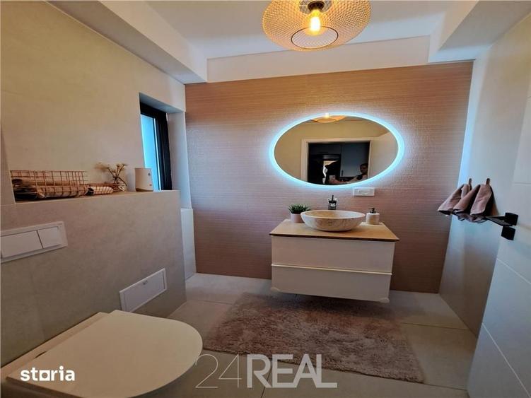 Casă cu 5 camere cu Teren 334 Mp în Mogoșoaia