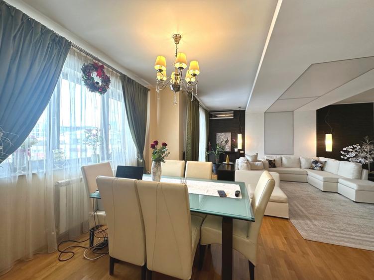 Apartament cu 4 camere decomandat în Floreasca