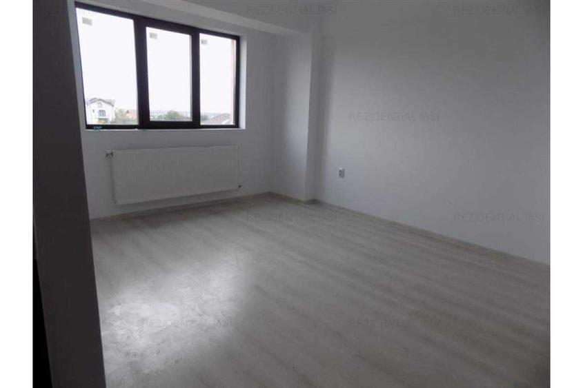Garsonieră decomandată în Exterior Vest