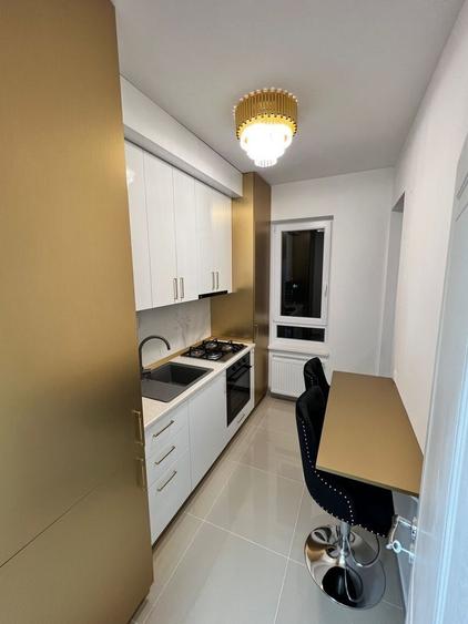 Apartament 2 camere, etaj 5/8, complet mobilat si utilat: aer conditionat - 1