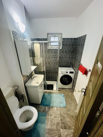 Apartament cu 3 camere decomandat în 1 Decembrie 1918