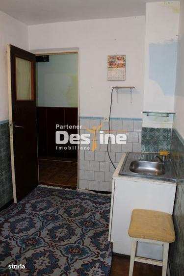 Apartament 3 camere decomandat de 61 mp 2 bai la parter cartier Favori - 6