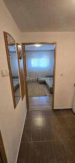 Inchiriez Garsoniera zona stadion Inchiriez Garsoniera zona stadion