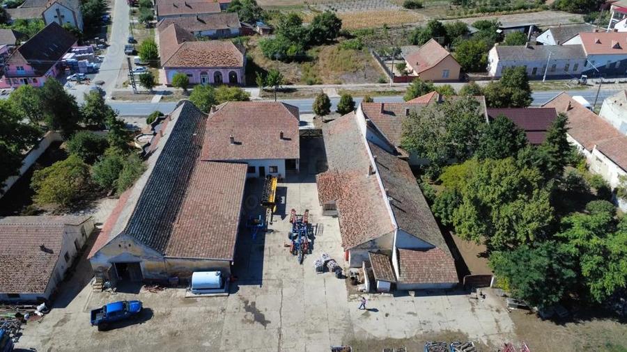 Cenad-Posibilitate Afacere-casa si 669mp teren-Ultracentral - 7